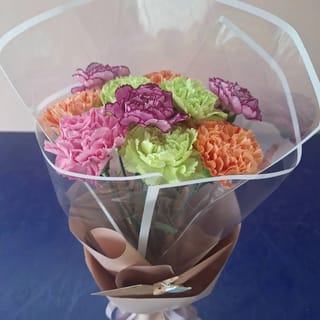 ช่อคาร์เนชั่นหลากสี