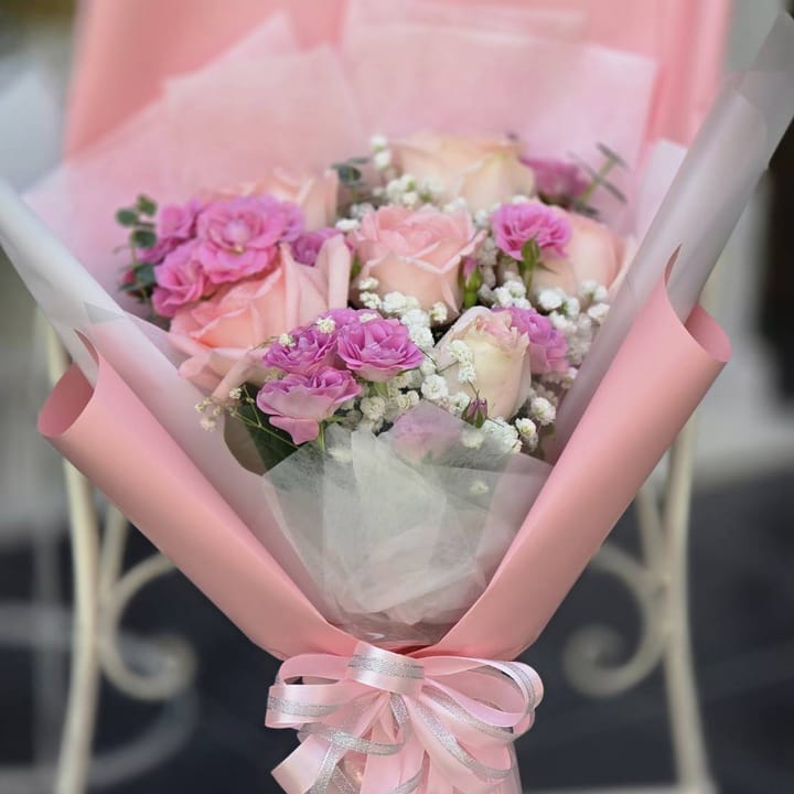 ช่อกุหลาบชมพู 7 ดอก